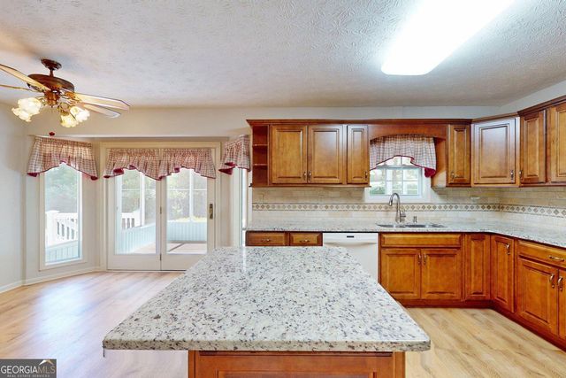 3015 Seagull Drive, Duluth, GA 30096