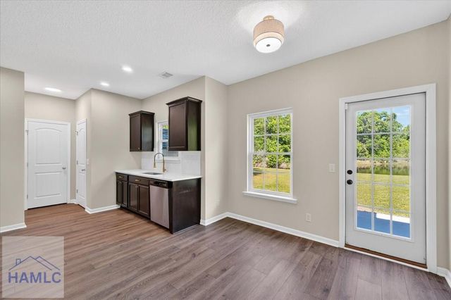 1232 Peacock Trail, Hinesville, GA 31313