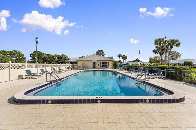 903 Savannas Point Drive A, Fort Pierce, FL 34982