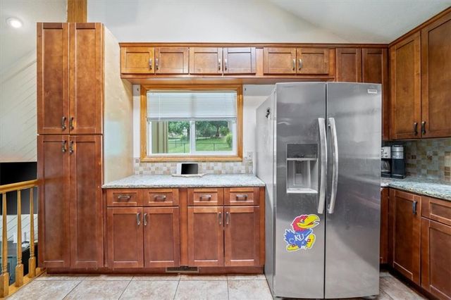 6908 Millridge Street, Shawnee, KS 66218