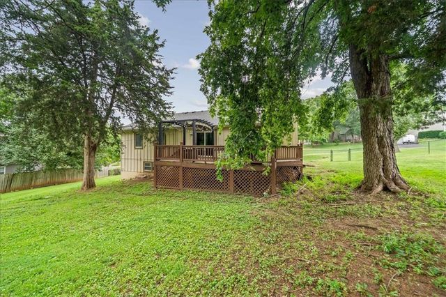 6908 Millridge Street, Shawnee, KS 66218