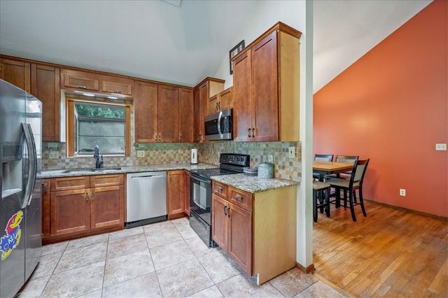 6908 Millridge Street, Shawnee, KS 66218