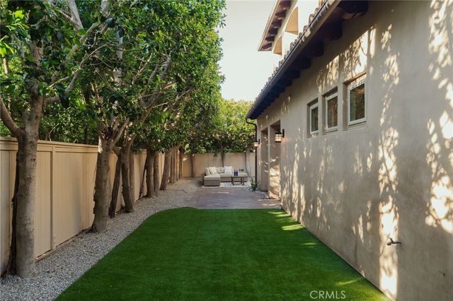 113 S Herrin, Manhattan Beach, CA 90266