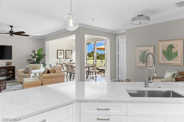 1540 Clermont DR 103, Naples, FL 34109