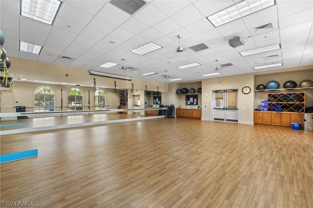 1540 Clermont DR 103, Naples, FL 34109