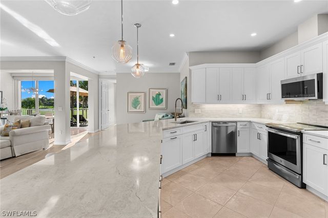 1540 Clermont DR 103, Naples, FL 34109