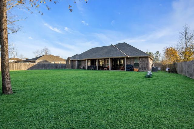 446 Road 66111, Dayton, TX 77535