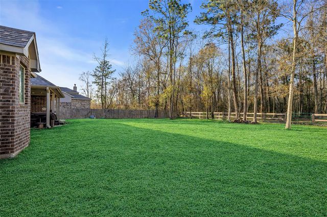 446 Road 66111, Dayton, TX 77535