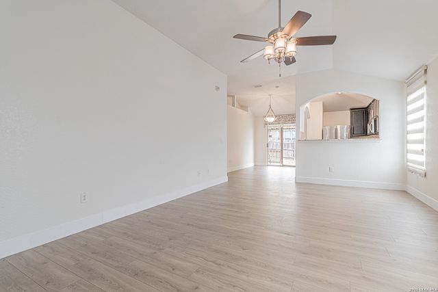 7502 COPPER LK, Converse, TX 78109