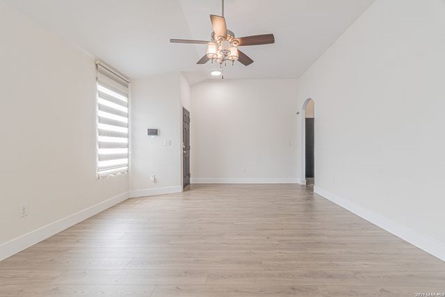 7502 COPPER LK, Converse, TX 78109