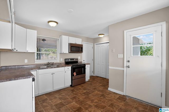 825 FOWLER CR, Birmingham, AL 35215