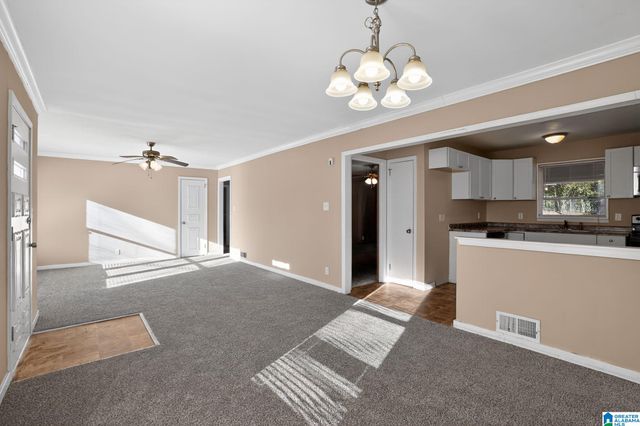 825 FOWLER CR, Birmingham, AL 35215