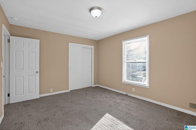 825 FOWLER CR, Birmingham, AL 35215