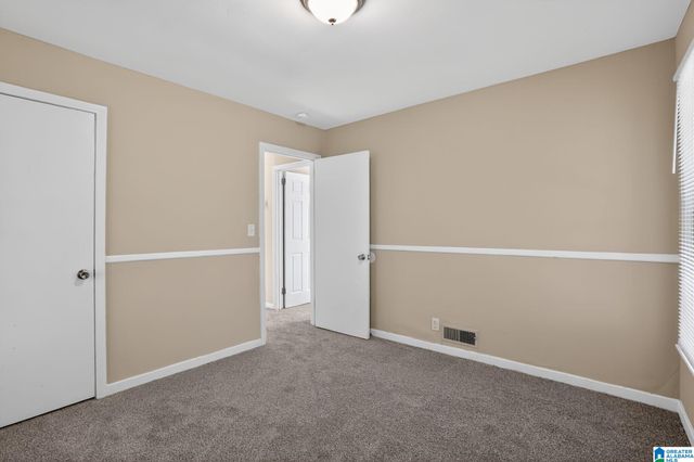 825 FOWLER CR, Birmingham, AL 35215