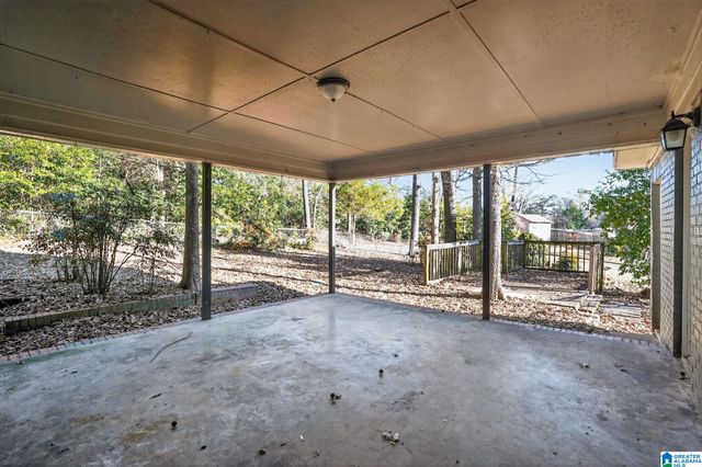 825 FOWLER CR, Birmingham, AL 35215