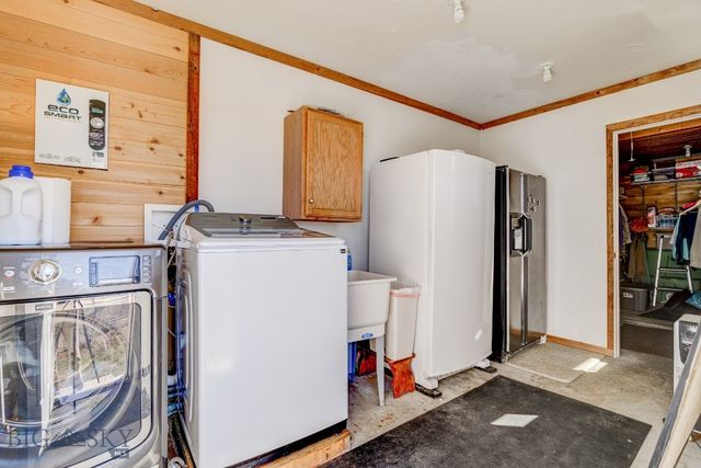 54 Torry Rd, Cameron, MT 59720