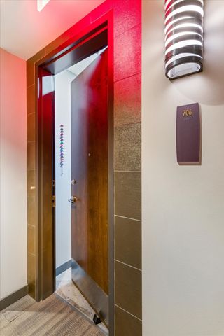 1510 Demonbreun St Apt 706, Nashville, TN 37203