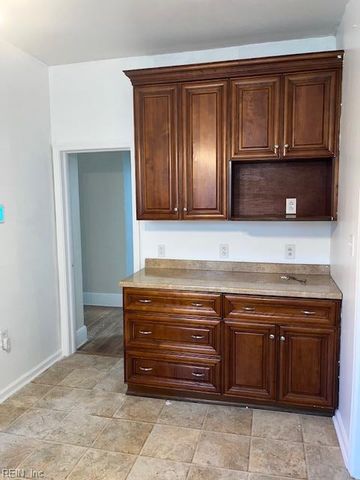 1607 E Ocean View AVE, Norfolk, VA 23503