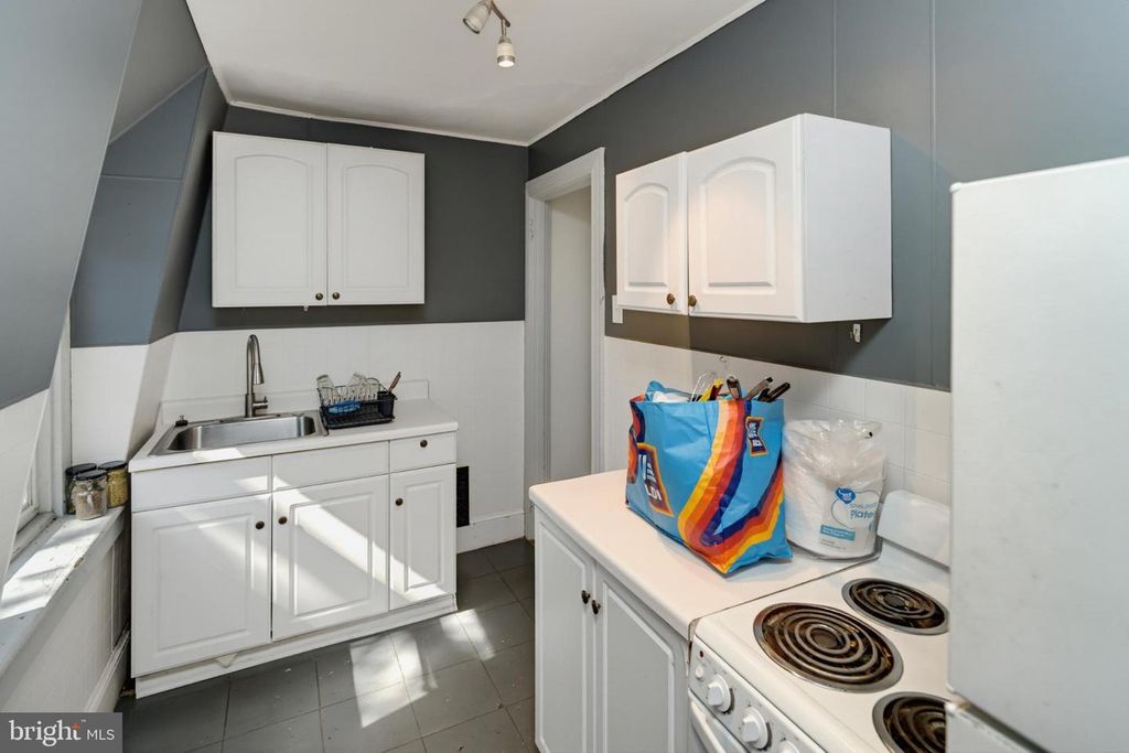 4818 TRINITY PL, PHILADELPHIA, PA 19143 — photo 2