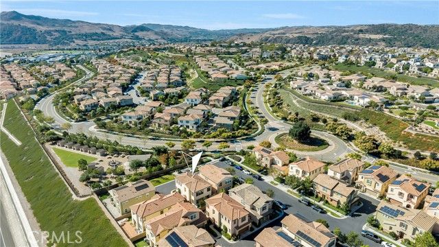 66 Fosco Street, Rancho Mission Viejo, CA 92694