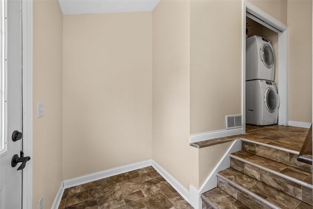 716 8th Street SW, Cedar Rapids, IA 52404