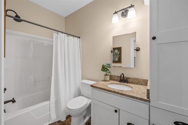 716 8th Street SW, Cedar Rapids, IA 52404