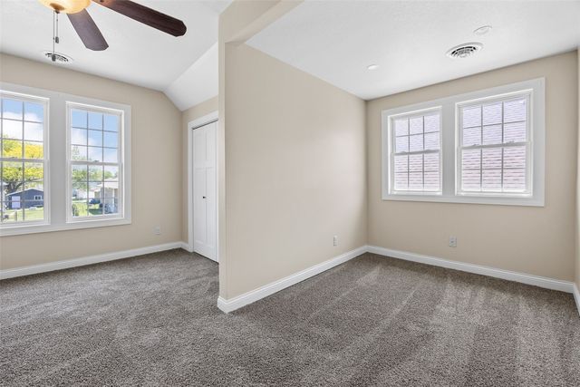 716 8th Street SW, Cedar Rapids, IA 52404