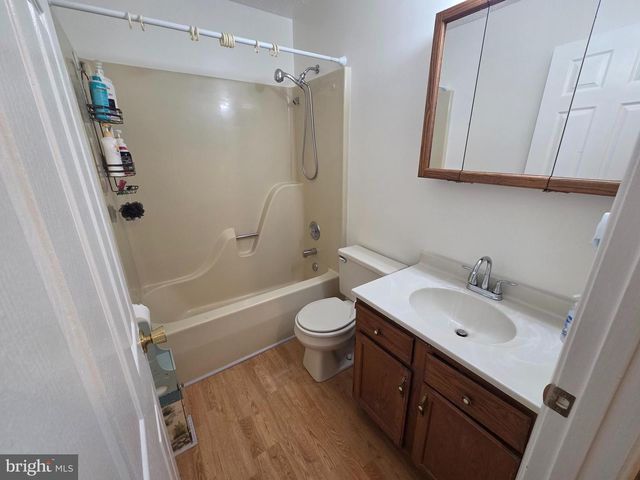 7853 FERNHILL AVE, Pasadena, MD 21122
