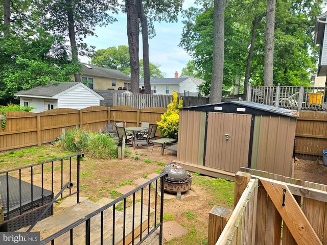 7853 FERNHILL AVE, Pasadena, MD 21122