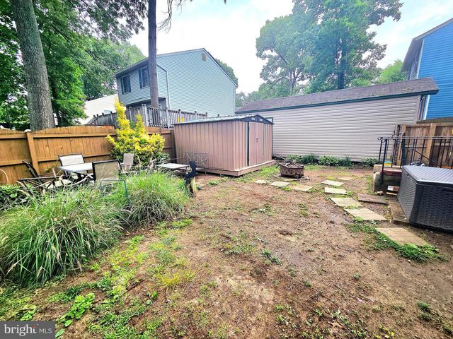 7853 FERNHILL AVE, Pasadena, MD 21122