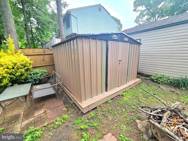 7853 FERNHILL AVE, Pasadena, MD 21122