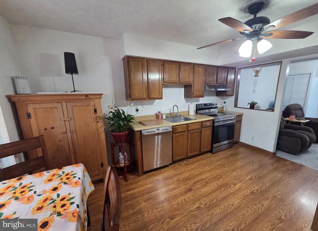 7853 FERNHILL AVE, Pasadena, MD 21122