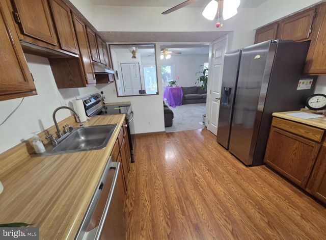 7853 FERNHILL AVE, Pasadena, MD 21122