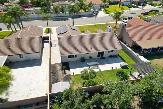 8871 Grace Street, Fontana, CA 92335
