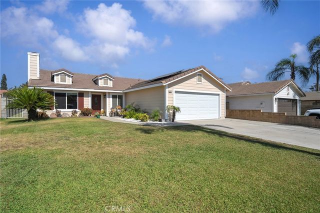 8871 Grace Street, Fontana, CA 92335