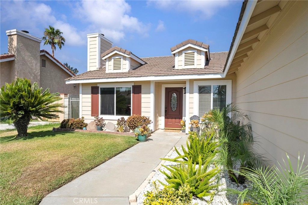8871 Grace Street, Fontana, CA 92335
