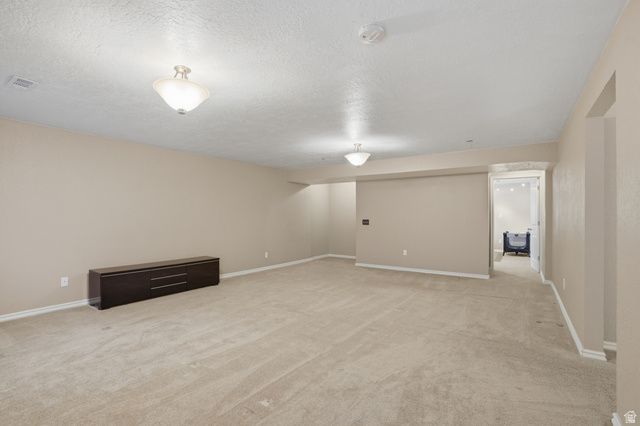 7063 W DRY SYCAMORE LN, West Jordan, UT 84081