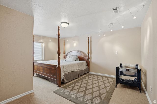 7063 W DRY SYCAMORE LN, West Jordan, UT 84081