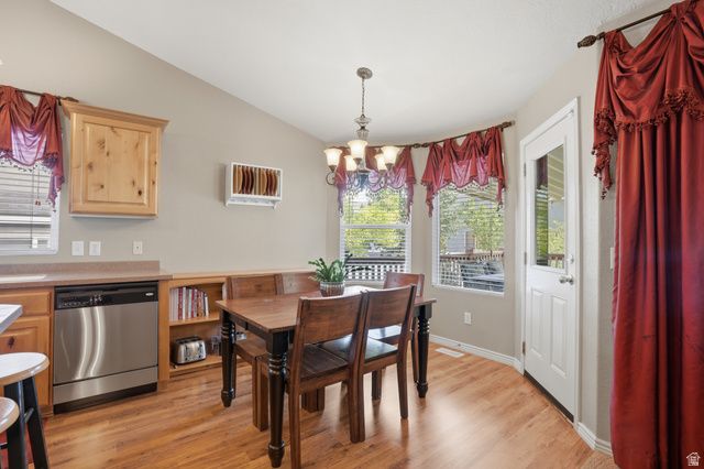7063 W DRY SYCAMORE LN, West Jordan, UT 84081