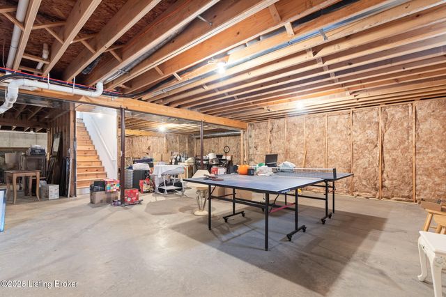 1612 Church Side Dr, Goshen, KY 40026