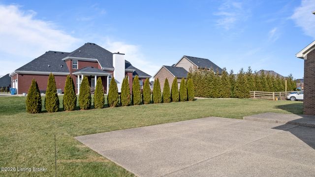 1612 Church Side Dr, Goshen, KY 40026