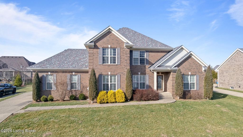 1612 Church Side Dr, Goshen, KY 40026