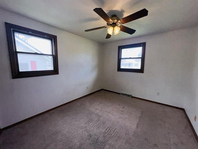 1760 OAKDALE AVENUE, Green Bay, WI 54302
