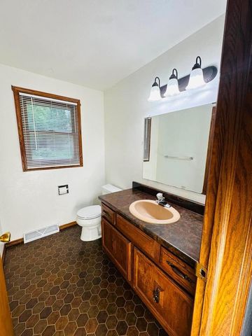 1760 OAKDALE AVENUE, Green Bay, WI 54302