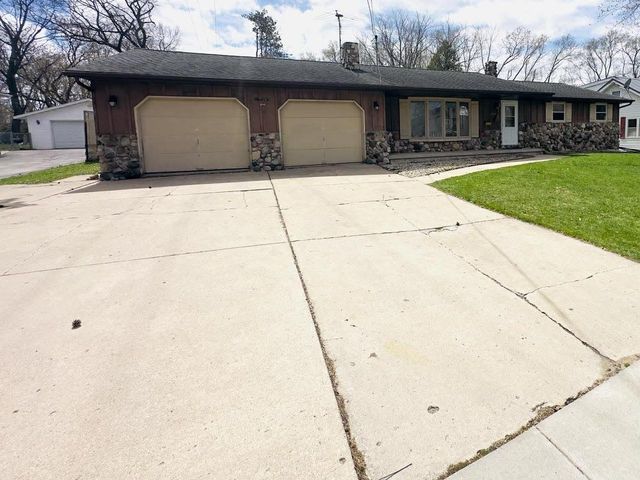 1760 OAKDALE AVENUE, Green Bay, WI 54302