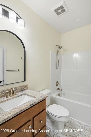 917 Chickasaw Drive, Mason, MI 48854