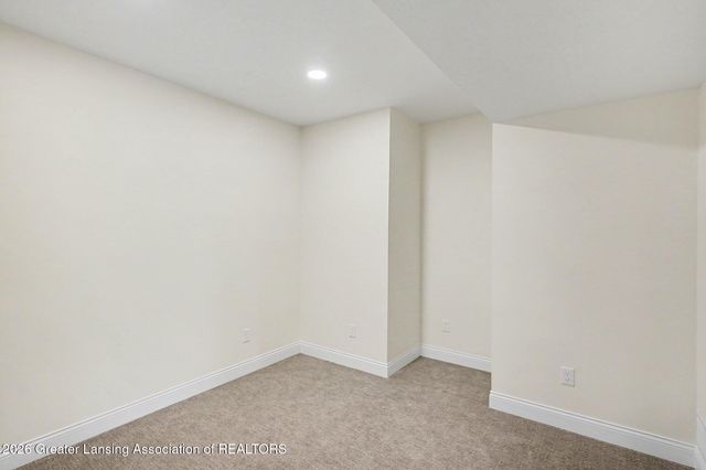 917 Chickasaw Drive, Mason, MI 48854