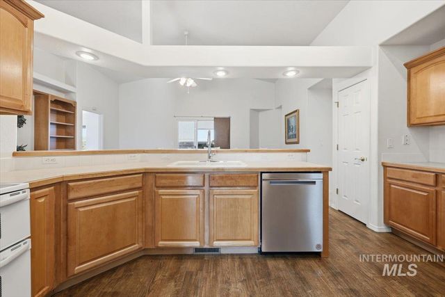 829 Bristol, Nampa, ID 83651