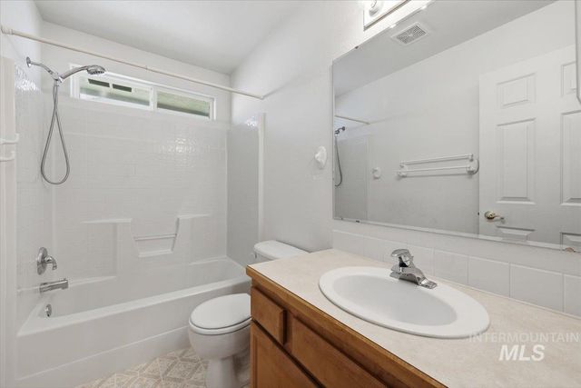 829 Bristol, Nampa, ID 83651