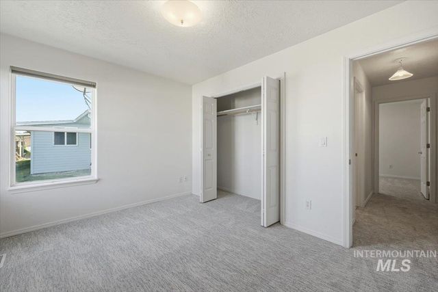 829 Bristol, Nampa, ID 83651
